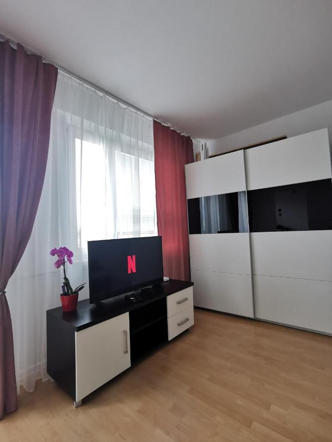 Millenium Apartment Self Check-In Faktura Rzeszow Luaran gambar
