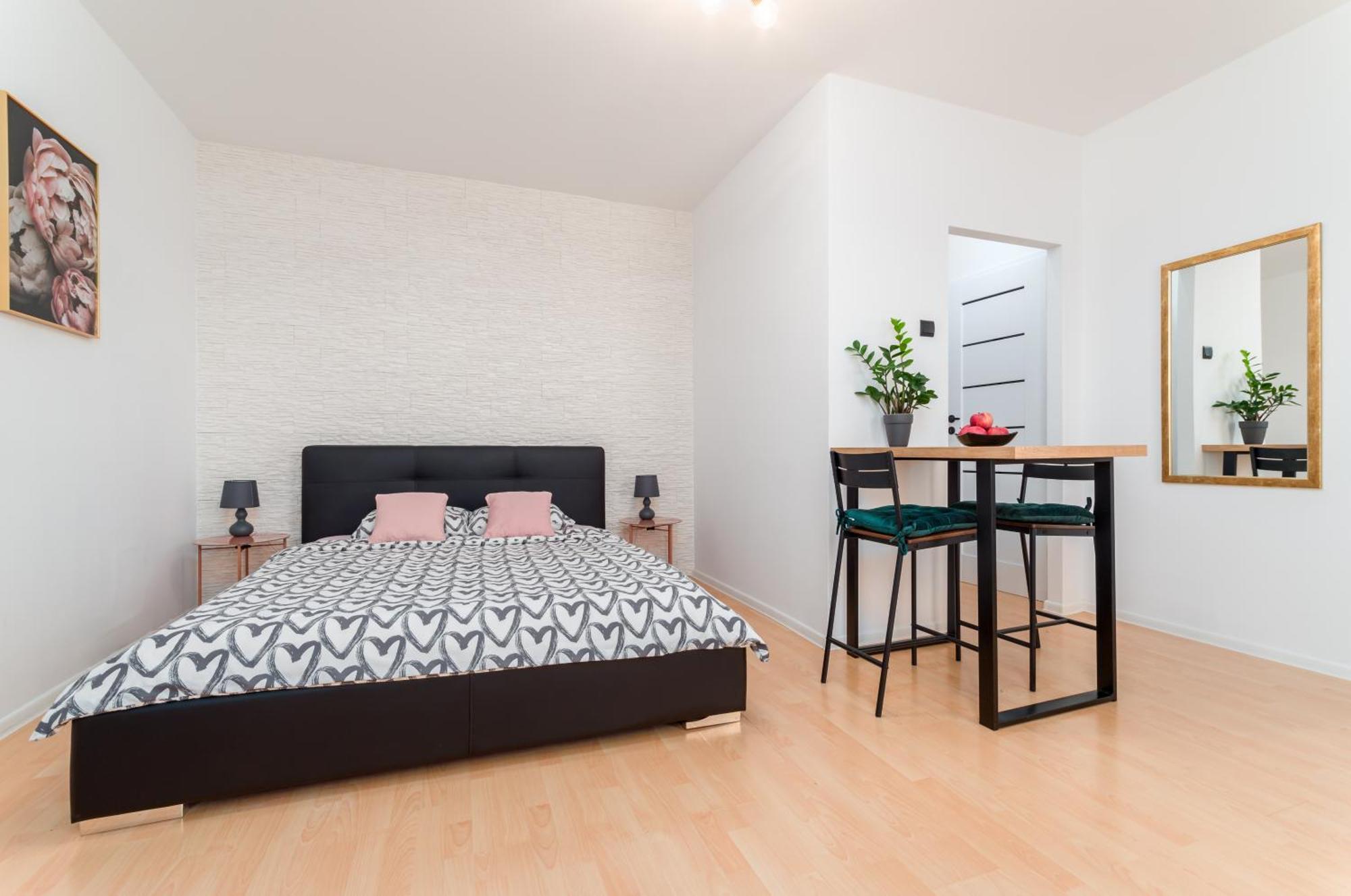 Millenium Apartment Self Check-In Faktura Rzeszow Luaran gambar